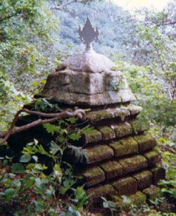 Malluru Temple in Mangapet Mandal