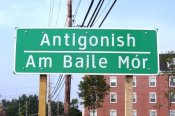 Gaelic and English road sign