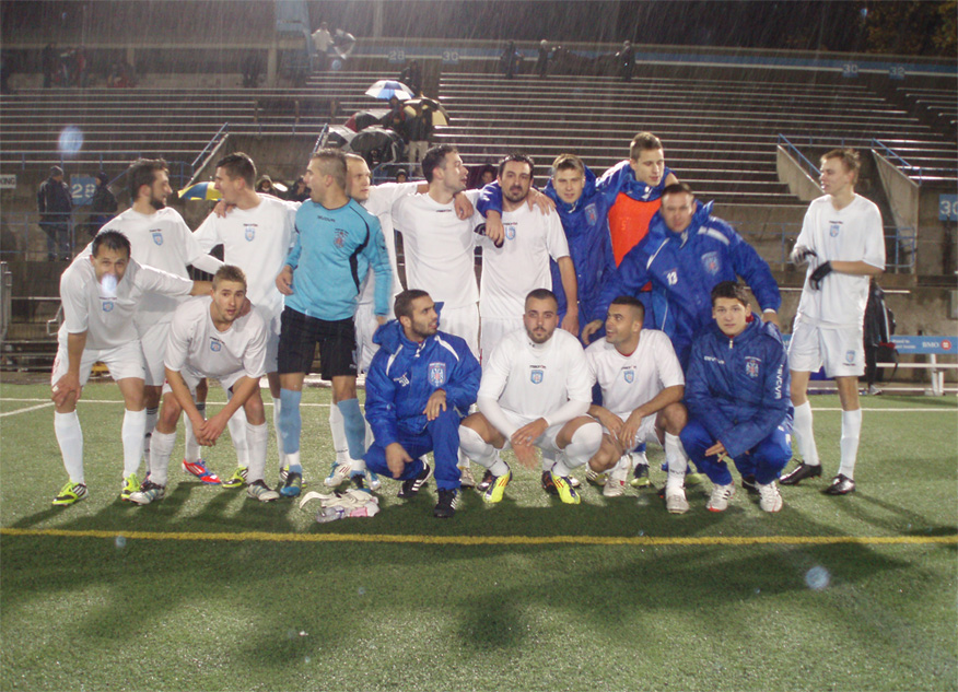 Serbian White Eagles 2012 team photo by Djuradj Vujcic.jpg