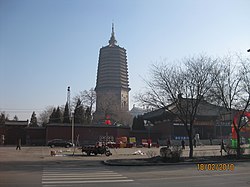遼陽白塔
