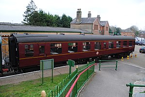 “英国铁路1型客车”开放式旅行二等座车外部