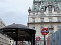 The Ritz & "Green Park" Underground Station Y