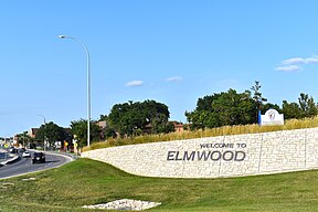 Welcome to Elmwood sign.