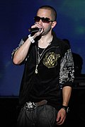 Yandel (2013)