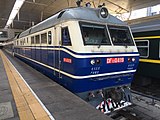 东风11型柴油机车牵引天津站始发的T56次列车