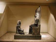 Horemheb kneeling