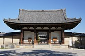 Nandaimon at Hōryū-ji