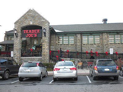 Trader Joe's entrance