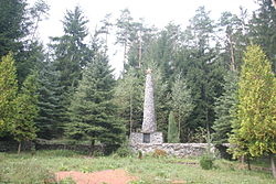 Monument and forest cemetery of 143 prisoners