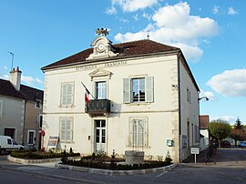 The town hall in Vincelles