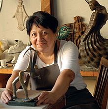 Photograph of Armenian sculptor and painter Mariam Hakobyan