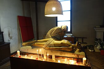 Pieta sculpture of Christ and the Virgin Mary by Georges Serraz (1883-1964) in la chapelle des Défunts