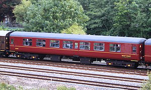 编号为13440的“英国铁路2A型客车”包厢一等座车。