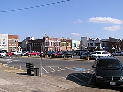 Lebanon's Town Square with a statue of General Robert H. Hatton at the center.