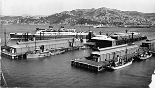 Photo of Outer tee at Queens Wharf, ca 1936-1942.
