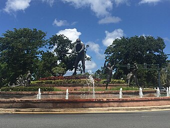 Roundabout of Roberto Clemente on Roberto Clemente Avenue