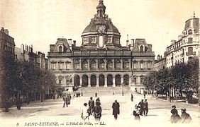 City Hall, built 1821, with addition of dome in 1864