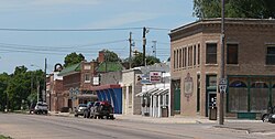 Cambridge looking west along Nasby Street (U.S. Highway 6/U.S. Highway 34)