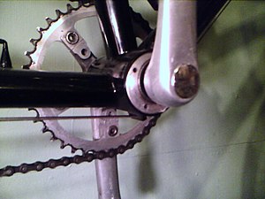 Eccentric bottom bracket