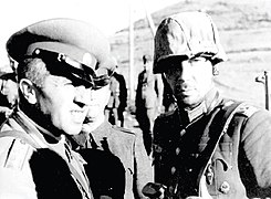 Vladimir Stoychev and the commander of the Parachute Company, after the breakthrough at Strazhin.