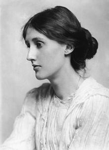 Photograph of Virginia Woolf in 1902; photograph by George Charles Beresford