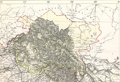 克什米尔边界在1888年印度勘探局（英语：Survay of India）绘制的印度地图中，虚线所示的未定义边界，从马鲁毕庭峰、叶尔羌河、Mazar（麻扎村）、Aktagh（阿克塔）到Karakunlun Shan （喀拉昆仑山）35°16′59″N 80°15′43″E﻿ / ﻿35.28312°N 80.261863°E﻿ / 35.28312; 80.261863。Demchok（典角村）在图下方，位于传统习惯线中方一侧。