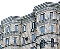 Bay windows, another luxury sign, a late 1952 Rosenfeld block