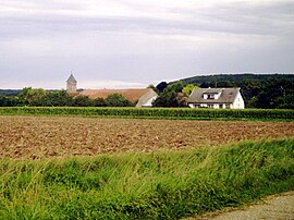 A general view of Juvrecourt