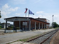 德拉瓦河畔斯雷迪什切火车站