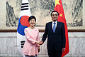 2013年6月李克强会见到访的时任韩国总统朴槿惠