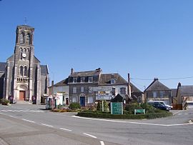 The church square in La Chapelle-au-Riboul