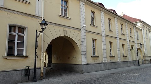 View of both buildings from Jana Kazimierza street