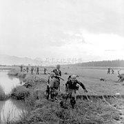 1958年9月8日，美国海军陆战队第三师于清晨在高雄市南方二十五公里的枋寮滩头开始进行两栖作战演习。