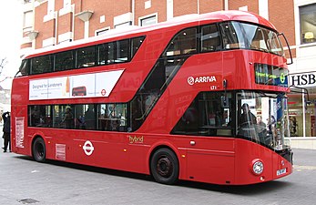 伦敦 New Routemaster 巴士
