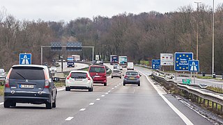 荷兰-德国边境（英语：Germany–Netherlands border）靠右行驶