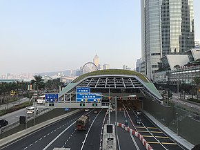 Central–Wan Chai Bypass Tunnel western portal 2019-01-26 (11).jpg