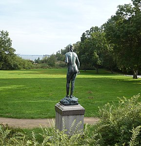 Vågens tjusning (the wave's fascination), since 1920 in the park at Herrgårdsvägen on Hästö, Karlskrona.