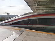 2020年之後新造的列車頭車設有獨立的司機登乘門（拍攝列車為CR400AF-BZ）