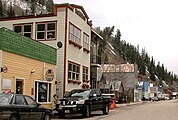 View along the main street in Red Cliff