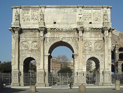 君士坦丁凱旋門，建於公元312-315年