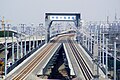 京津城际铁路通过南仓特大桥接入天津西站