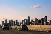 从城际高速路上拍摄的休斯敦市景