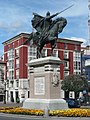 Statue in Burgos uncropped ("ekwos")