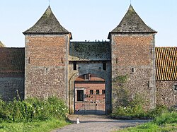 Rampemont castle-farm, Fayt-le-Franc