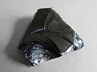 Obsidian gives conchoidal fractures.