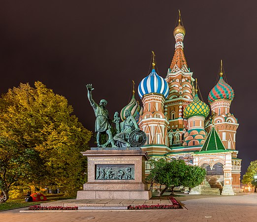 莫斯科红场圣瓦西里主教座堂的夜景。