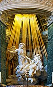 《圣女大德兰的神魂超拔》（Ecstasy of Saint Teresa）；吉安·洛伦佐·贝尼尼； 1647–1652年；大理石；高：3.5米；罗马胜利之后圣母堂