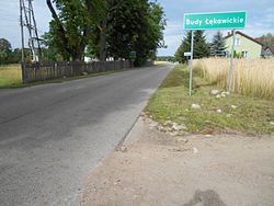 Road sign leading to the village