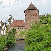 城塞（法语：Fortifications de Wissembourg）上的同居塔