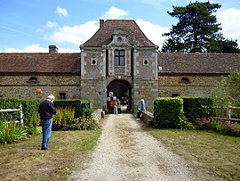 Blanc-Buisson Castle